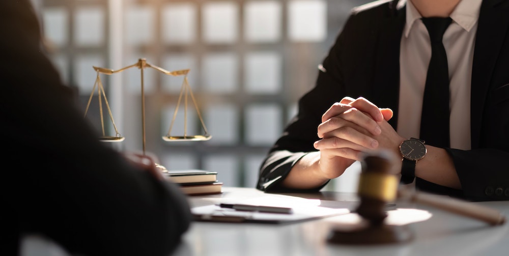 Comment devenir avocat de la responsabilité civile professionnelle